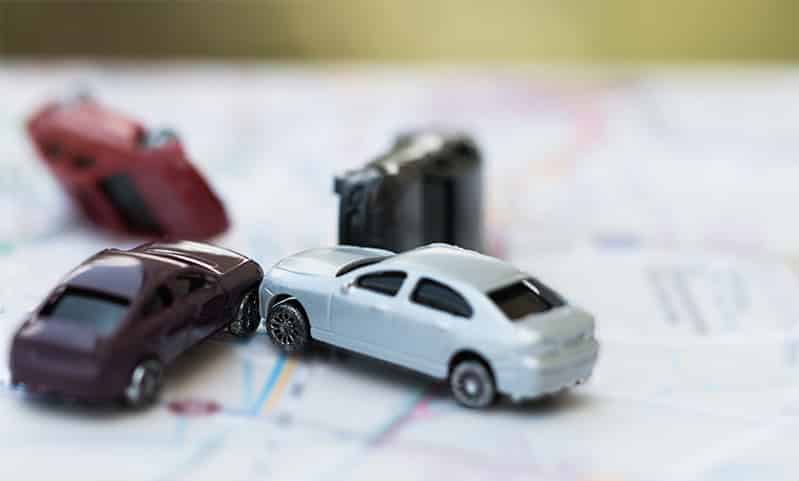 Des accidents de la route se produisent