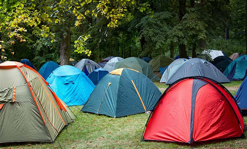 GÜVENLİ EĞLENCE ZAMANI KAMP ALANI