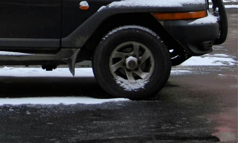 Sezonowy wypadek na parkingu