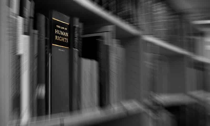 Sprawiedliwość rasowa w hotelu arlo